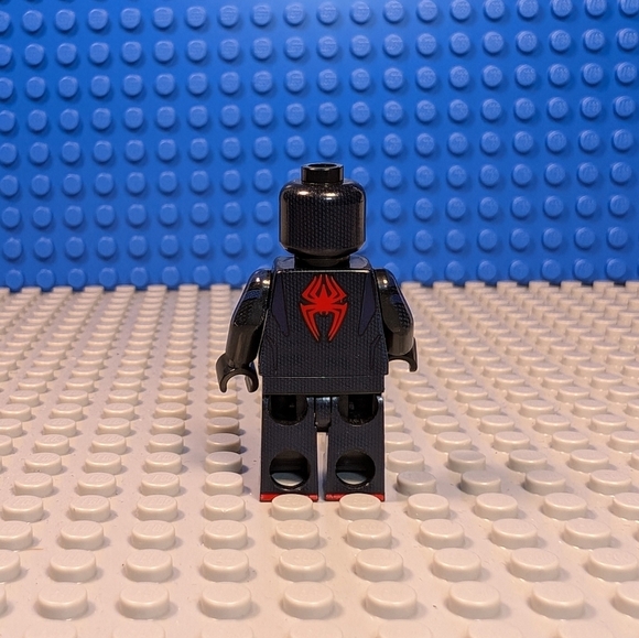 Spiderman Into the Spider-Verse Miles Morales Minifigure Building Block Toy - Picture 4 of 4